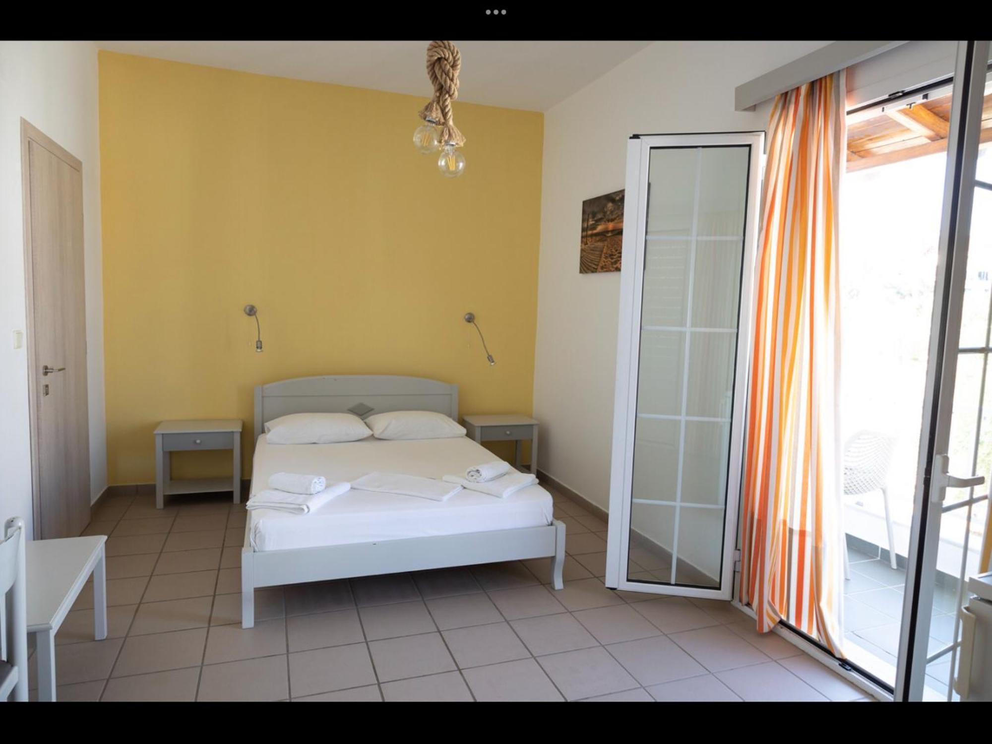 Papoulias Rooms Елафонисос Екстериор снимка